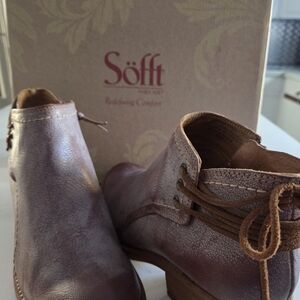 NEW Women's Sofft Brand Aleah Brown Boots